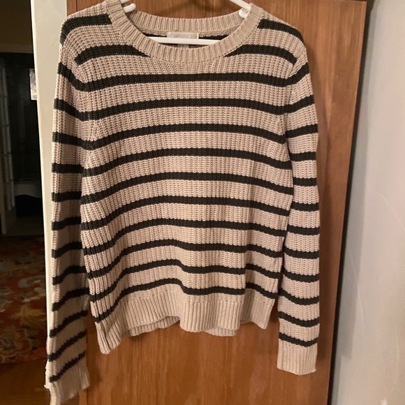 Cream and olive striped sweater - Picture 2 of 3
